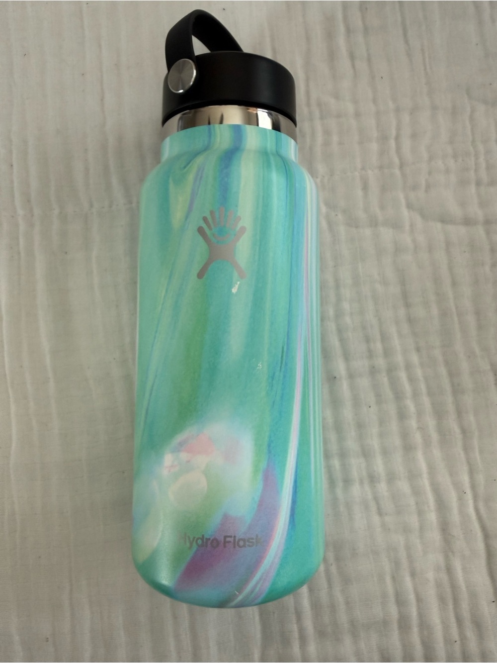 NWOT Limited Edition Hydro Flask 32oz Bottle